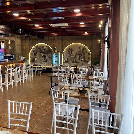 Hotel Las Acacias Puente Genil Buitenkant foto