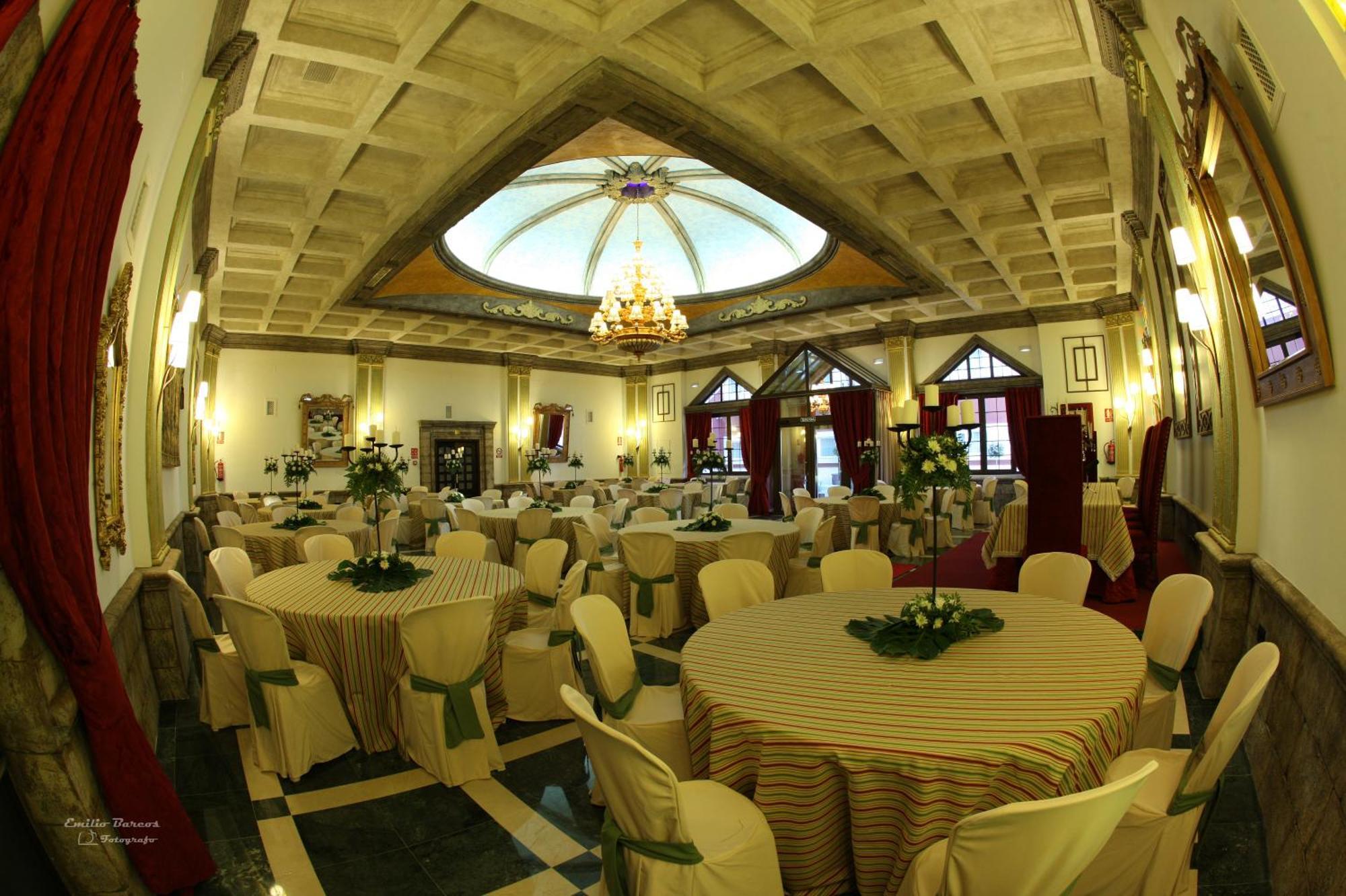 Hotel Las Acacias Puente Genil Buitenkant foto